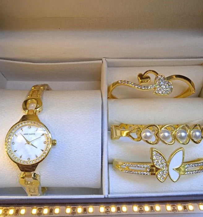 Time Luxe Women Watch ©